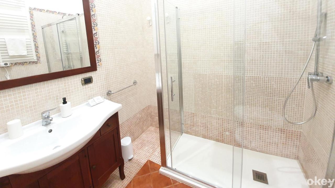 Ferienwohnung Dimora Donna Vittoria - Bari Vecchia Exterior foto